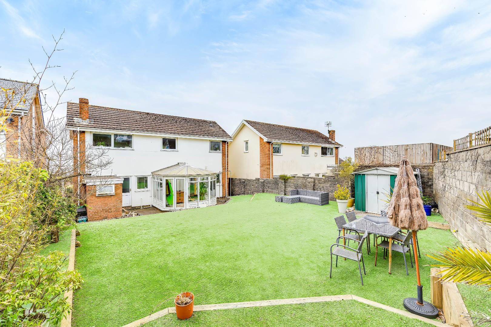 Seaview Drive, Ogmore-By-Sea, Vale of Glamorgan, CF32 0PB